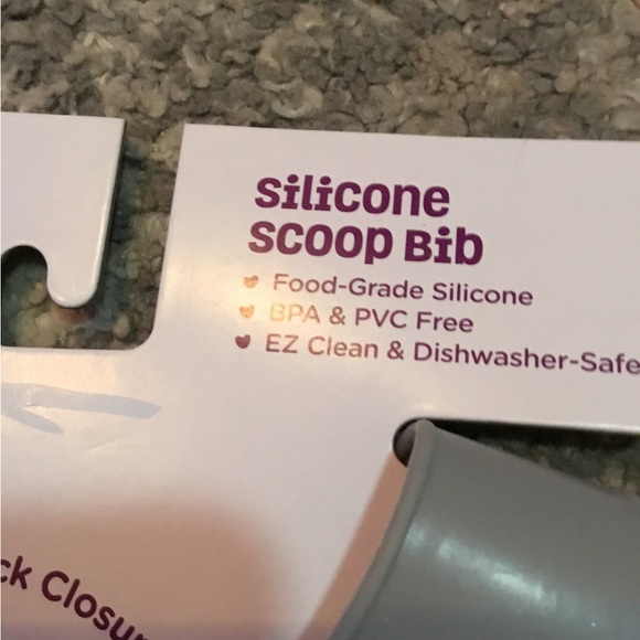 Baby boy bibs lot - Picture 9 of 10